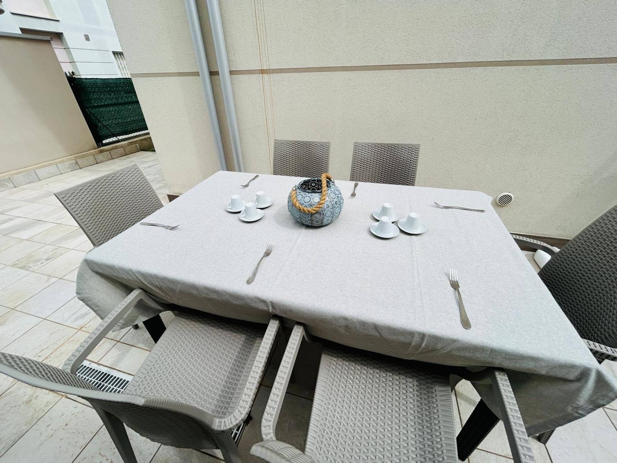 Menotti 3A-Flexrent Abissinia Riccione Exterior foto